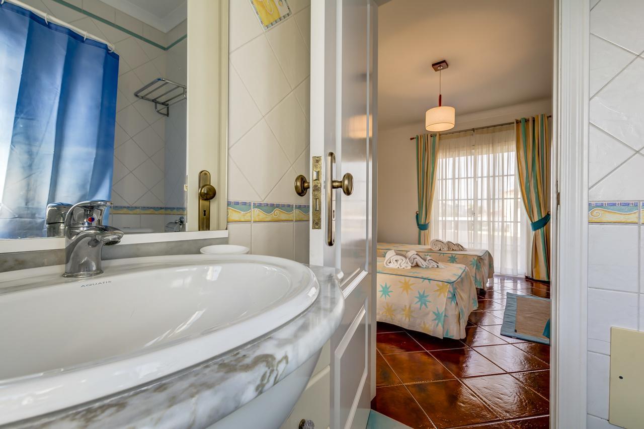Altura Prime - 5 Suites, Private Pool And Parking, Walk To Beach Bagian luar foto