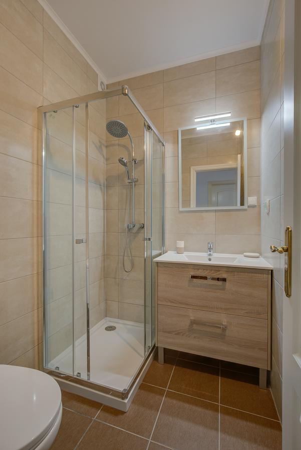 Altura Prime - 5 Suites, Private Pool And Parking, Walk To Beach Bagian luar foto