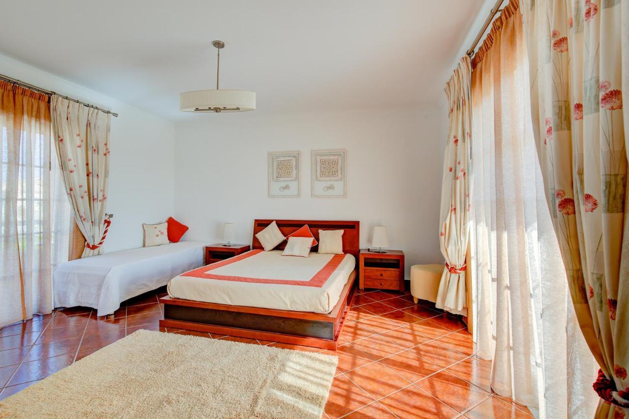Altura Prime - 5 Suites, Private Pool And Parking, Walk To Beach Bagian luar foto
