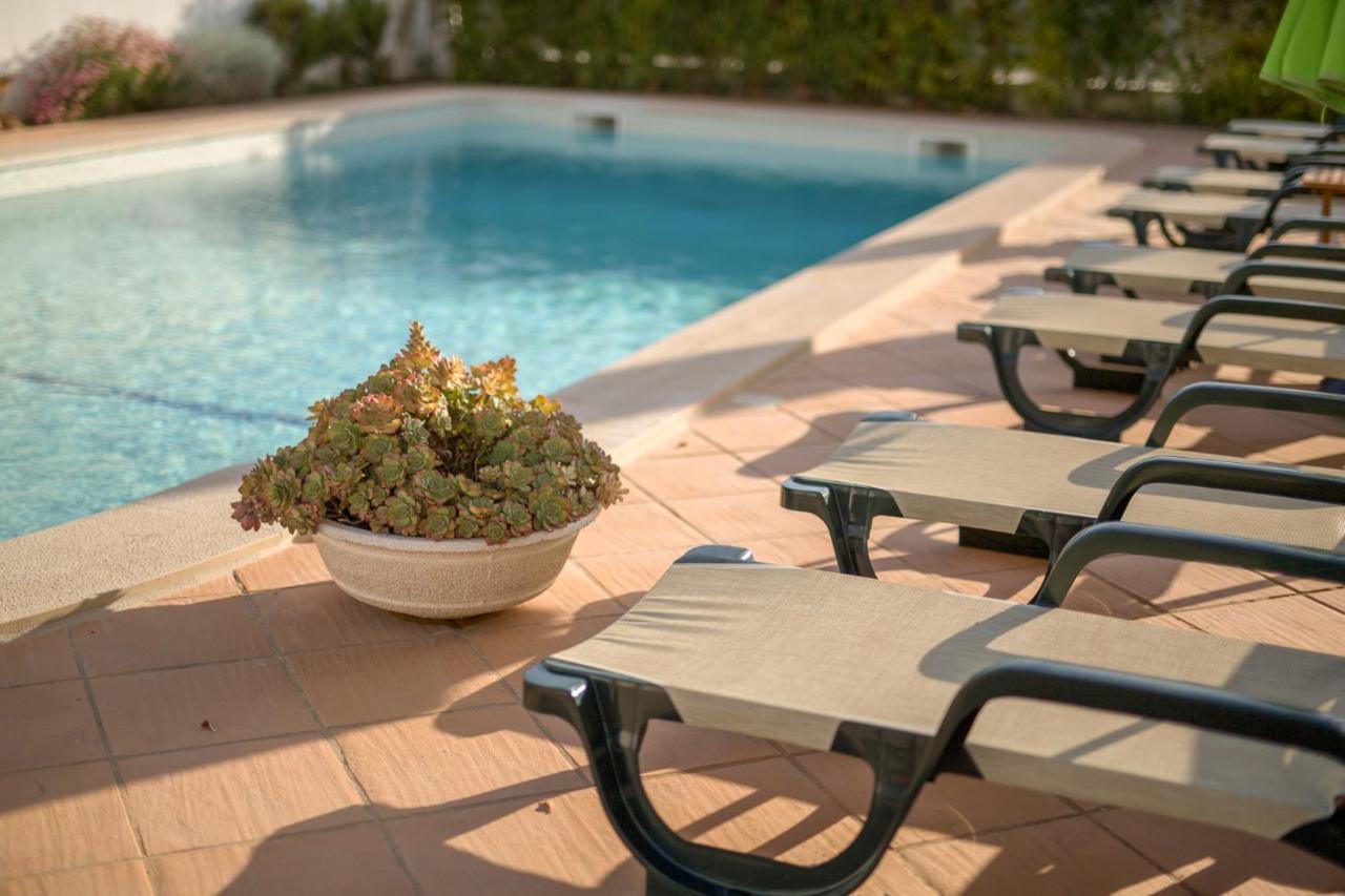 Altura Prime - 5 Suites, Private Pool And Parking, Walk To Beach Bagian luar foto